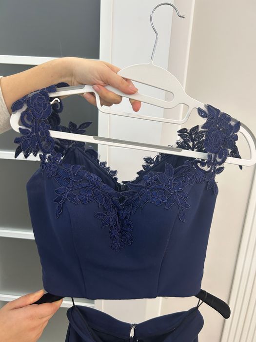 Рокля на 2 части