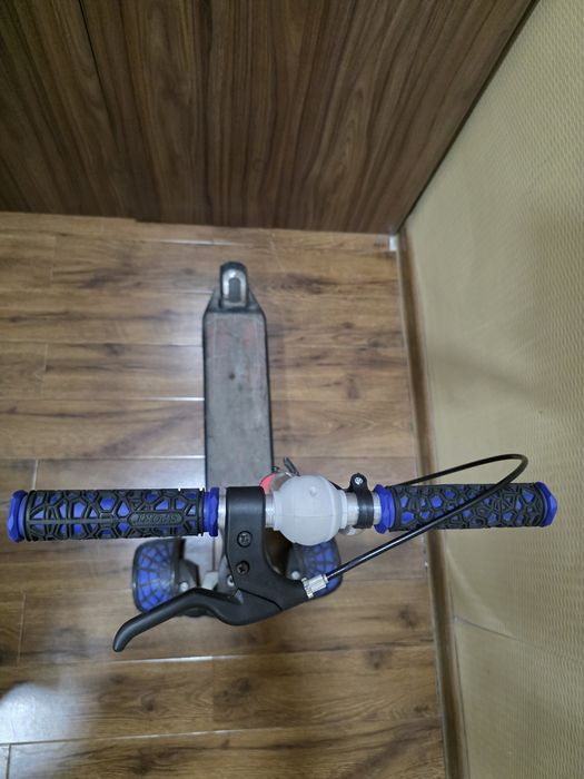 Самокат трехколесный детский (б/у)