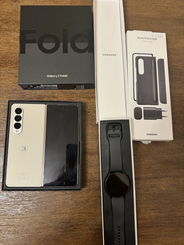 Продавам Samsung Galaxy Fold 4 512 BG +часовник+калъф