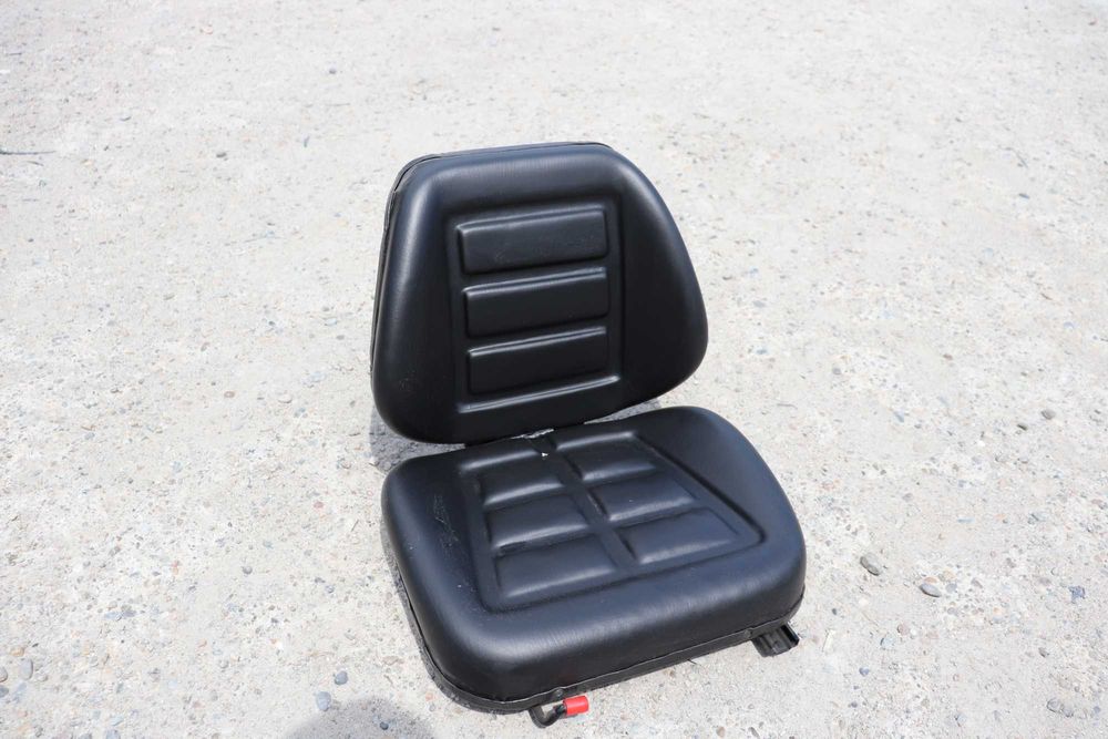 Scaun universal tractor sau stivuitor Nou cu garantie si Livrare