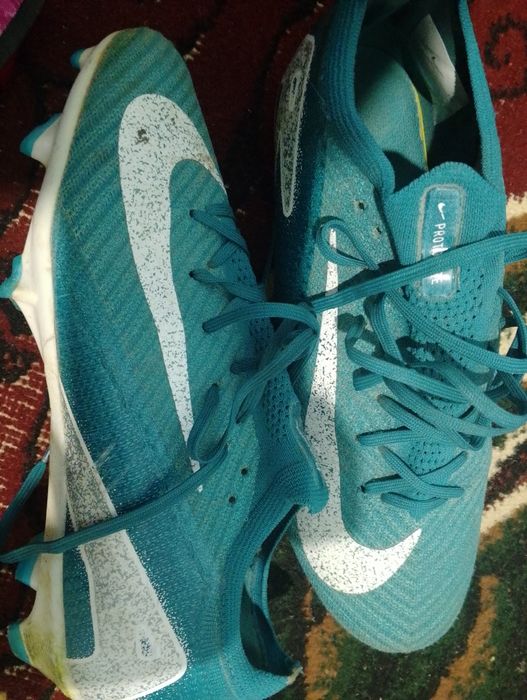 Nike mercurial razmer 41