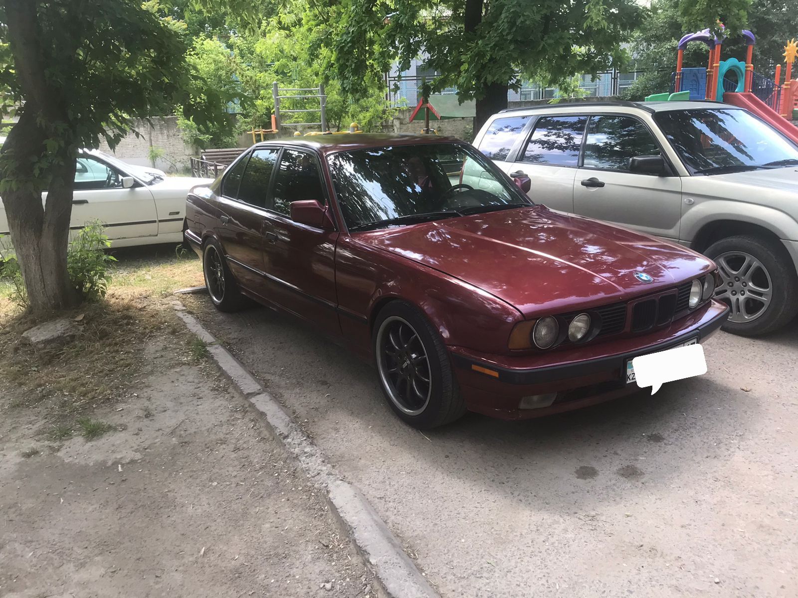 Продам BMW   525