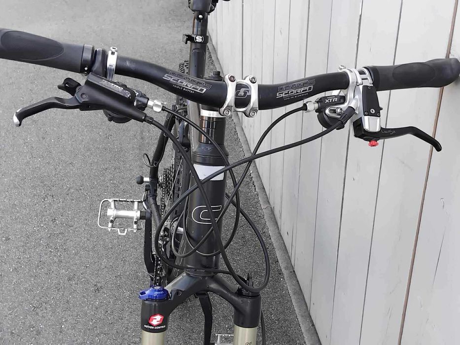 Bicicleta CUBE Ams 100