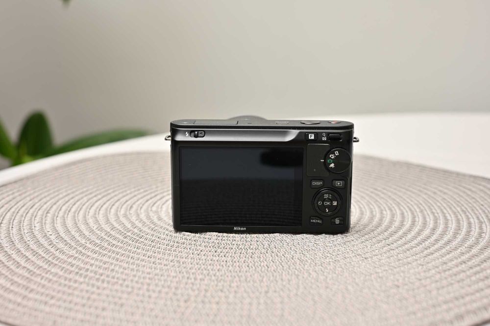 Nikon 1 j1 obiectiv 10-30mm VR, 30-110mmVR