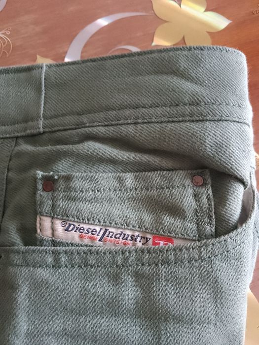 Blugi originali marca DIESEL mărimea L34