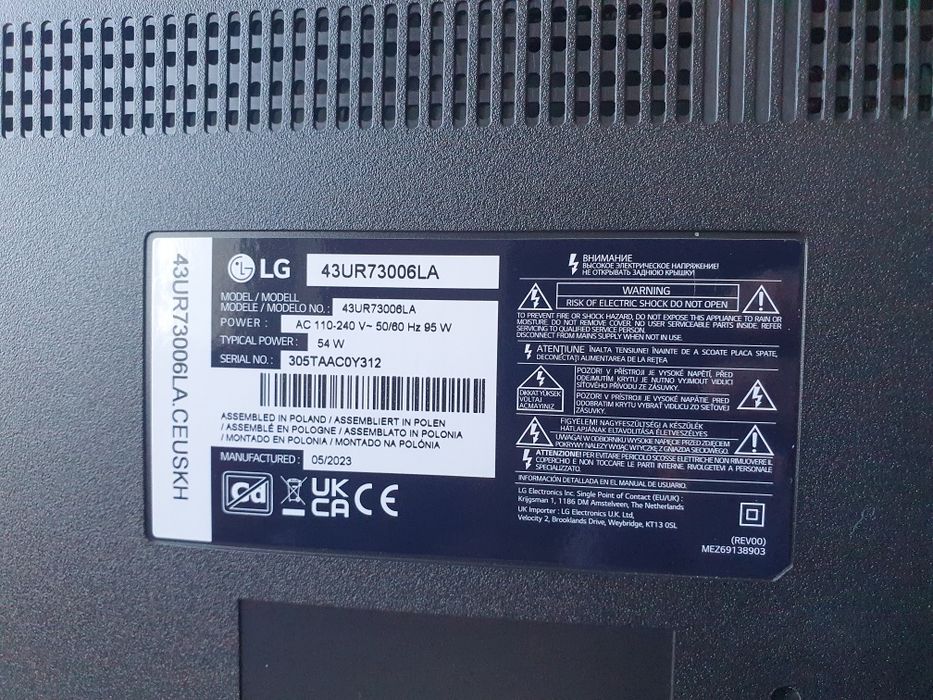 Телевизор за части LG 4K 43 инча 2023 г