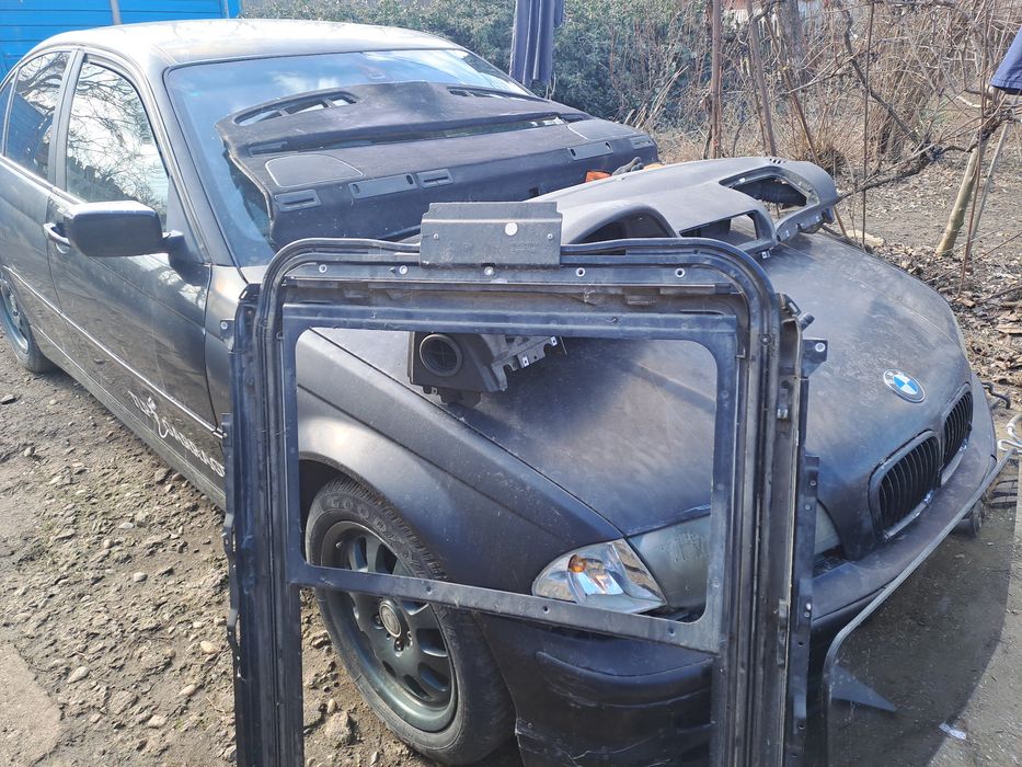 Vând piese e39 520d