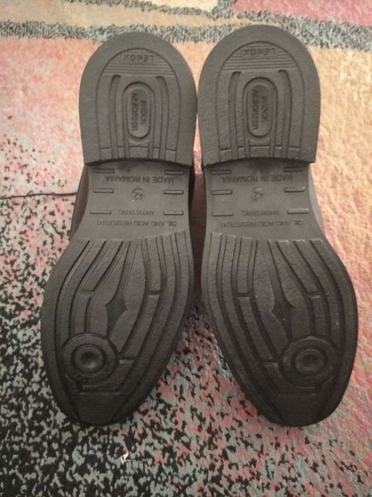 Ghete piele lenox 42