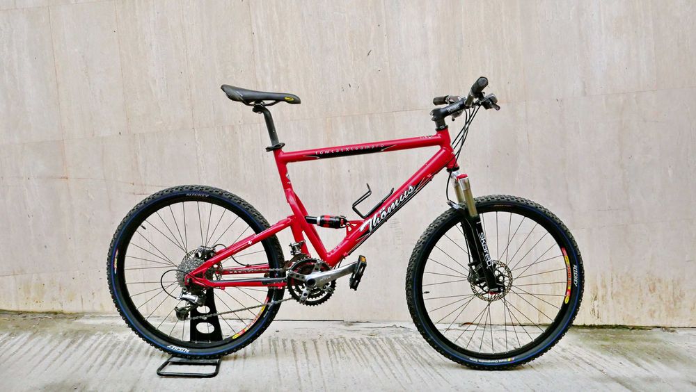 Thömus Tomcat Race, 26 L, 11 кг, Manitou 100 ход, 3x 9 Deore XTR