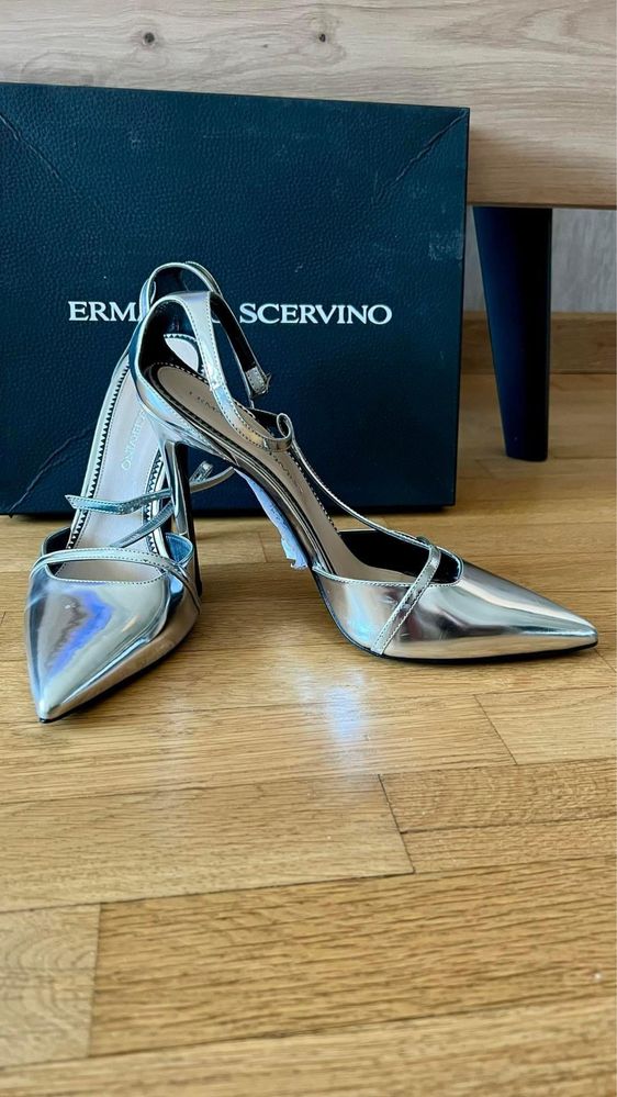Ermanno Scervino сандали