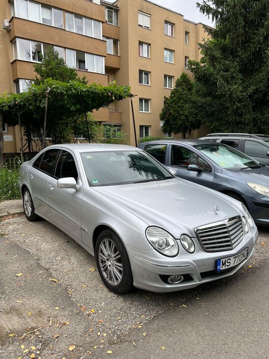 Mercedes-Benz E220 CDI