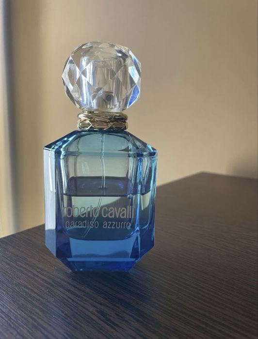 Preț redus!Eau de parfum pentru femei Roberto Cavalli Paradiso Azzurro