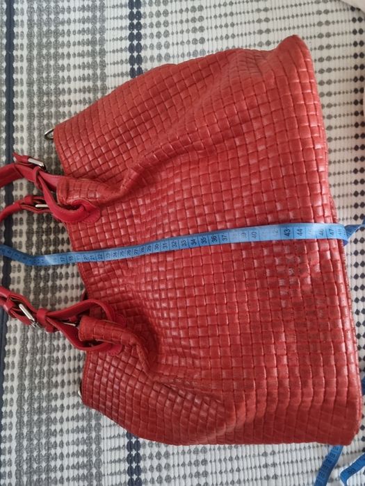 Geanta din piele fara defecte !