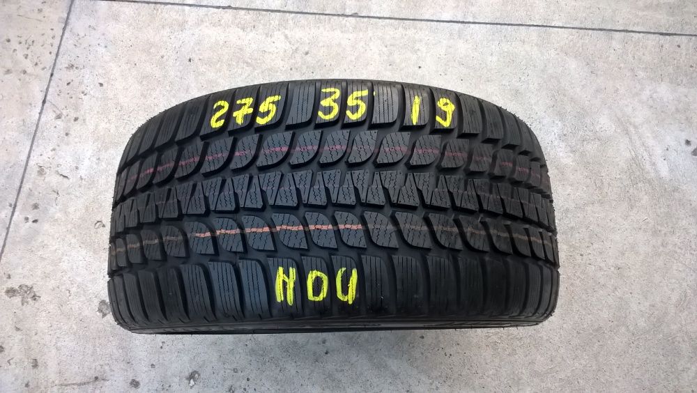 O anvelopa noua de iarna 275 35 19 bridgestone blizzak LM 25