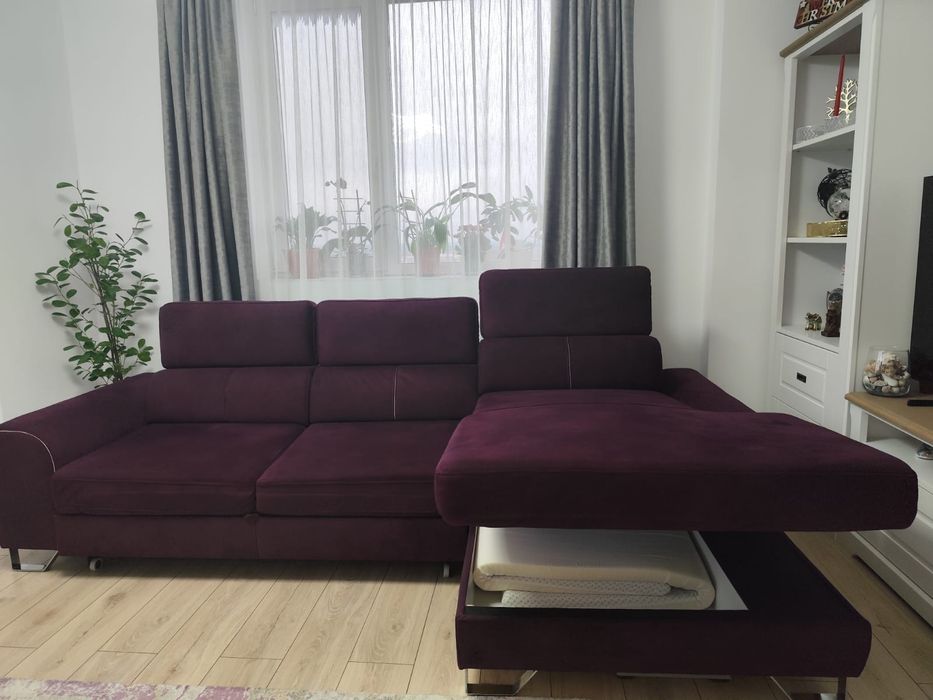 Canapea de sufragerie extensibila , impermeabila 280/170cm