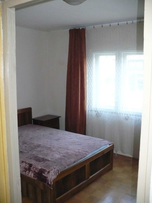 Vand apartament 2 camere