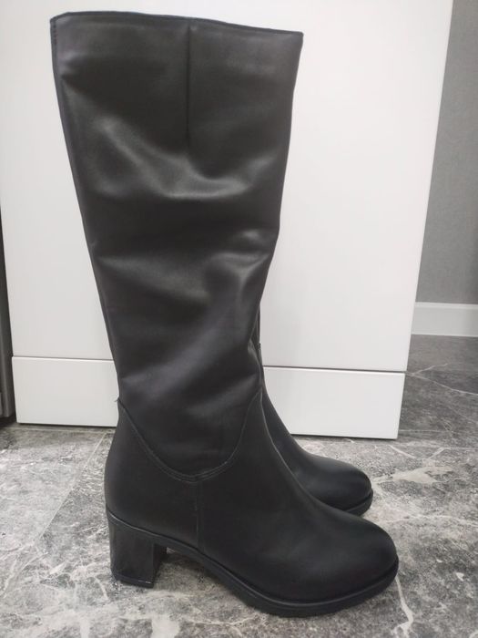 Сапоги женские новые