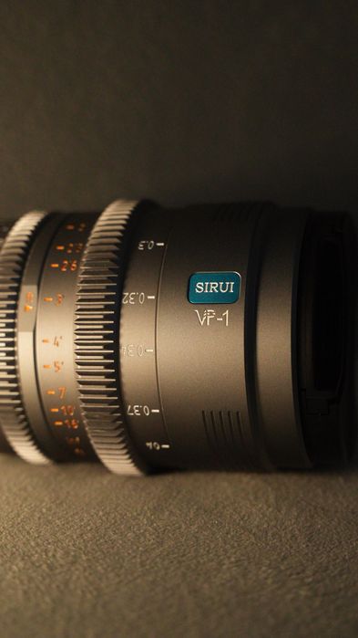 Obiectiv 35mm 1.4 vând sau schimb