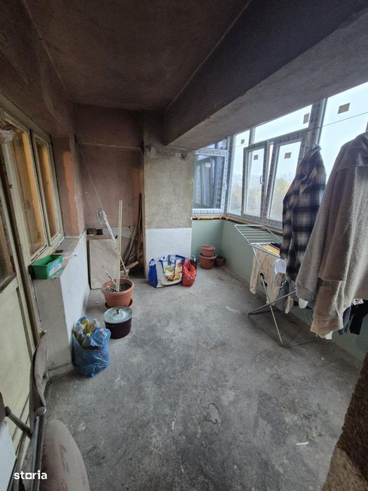 Obor vanzare ap 4 camere decomandat 3 min metrou