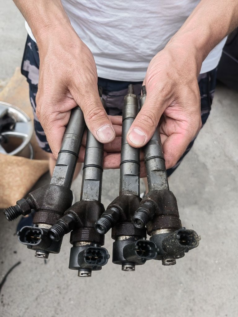 Дюзи за Хонда Crv 2.2 140к.с
