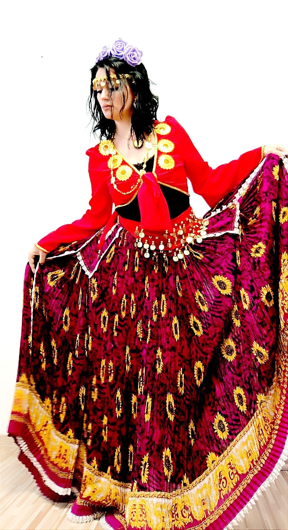 Costume țigănești pentru evenimente