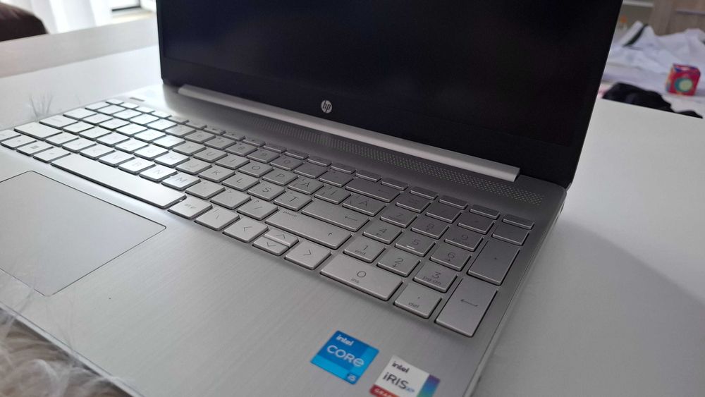 HP Laptop – i5-1235U GEN 12 , 8GB RAM, SSD 256GB CU NOU