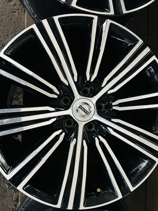 Джанти за Волво S60 2022 година