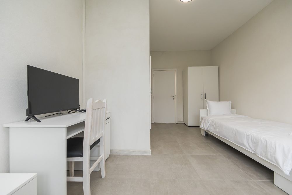 Стаи за работници и групи