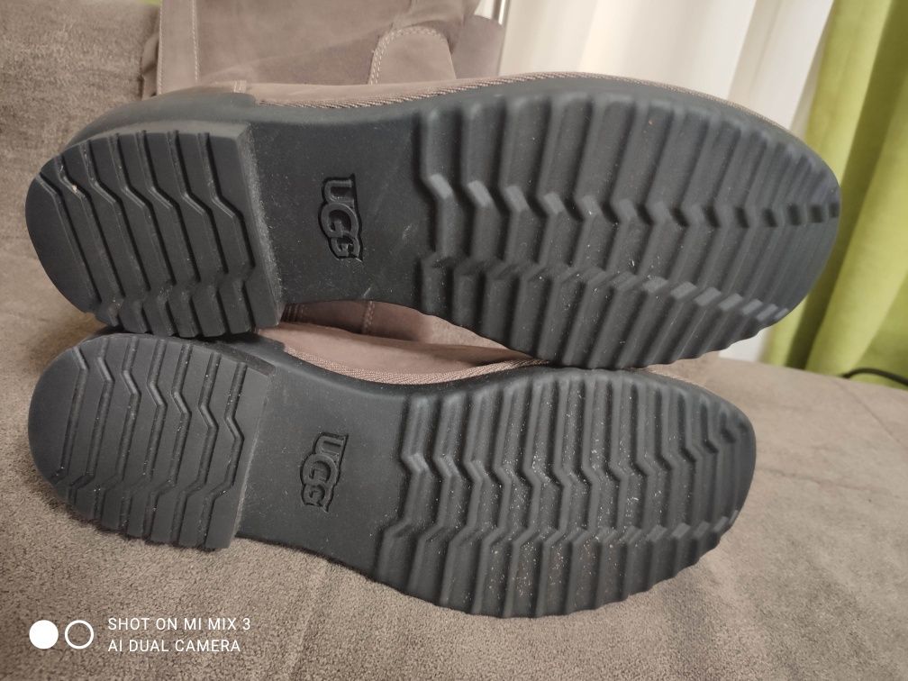Дамски ботуши UGG