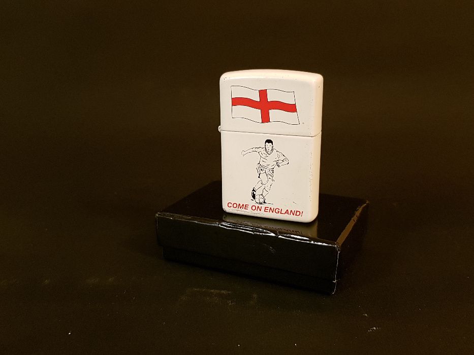 Оригинални бензинови Zippo ® запалки