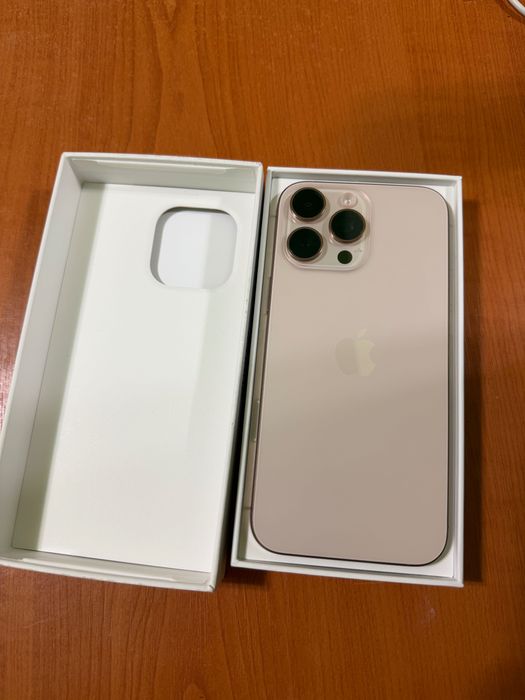 Iphone 16 pro Max 100% baterie