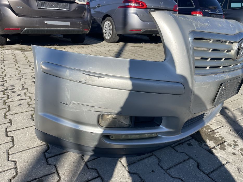 Предна броня;Тойота Авенсис Т25