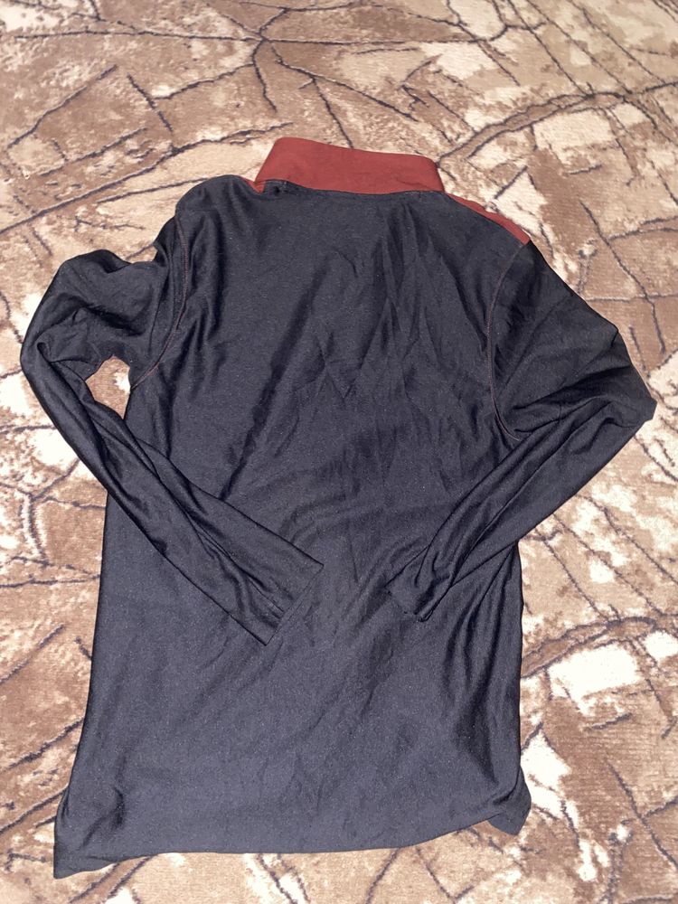 Under Armour горнище