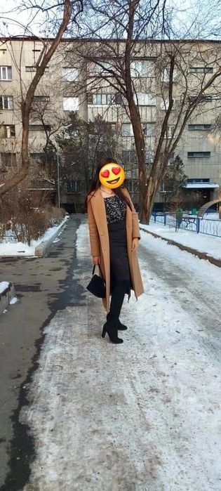 Пальто 44-466р цена 5000 сост отл