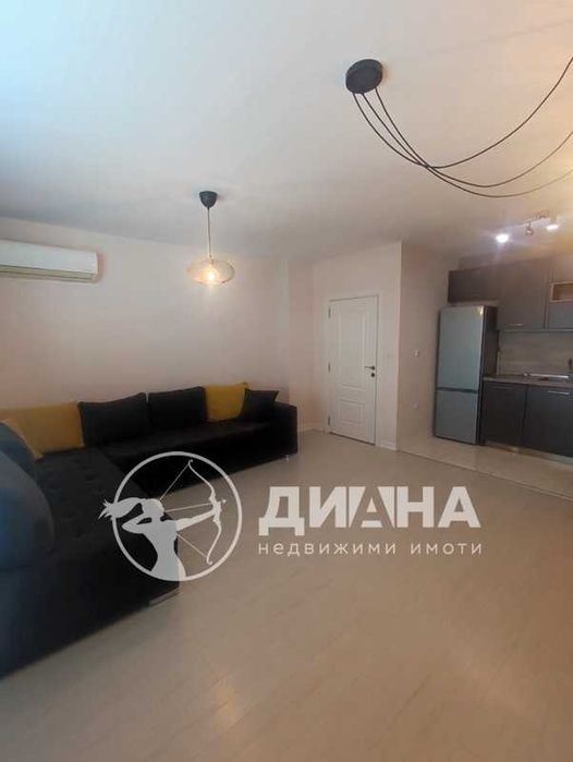 Продава се Двустаен апартамент в Пловдив, Гагарин - 82 кв.м за 1622 €/кв.м - Снимка #3