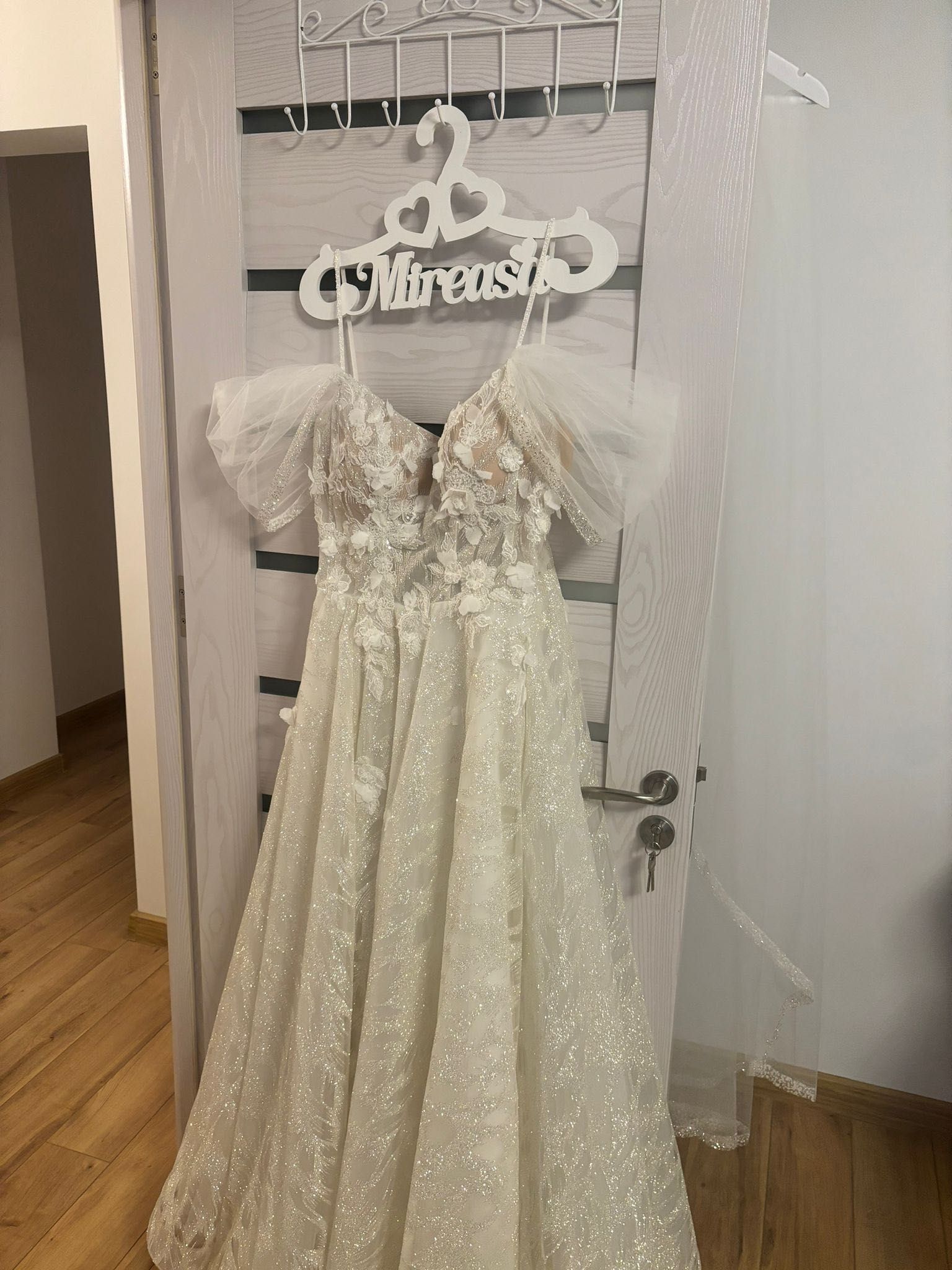 Vând rochie de mireasă!
