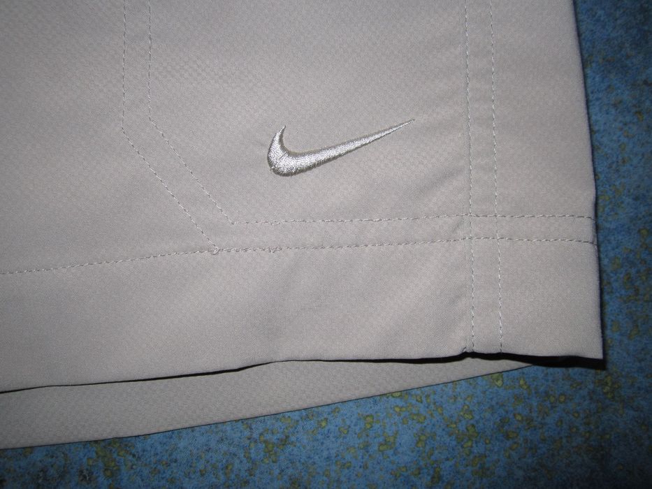 НОВИ оригинални бежови къси гащета бермуди NIKE размер 35/  L от САЩ