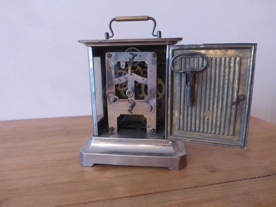 Немски настолен часовник с латерна JUNGHANS Юнгханс D.R.G.M. Жокер