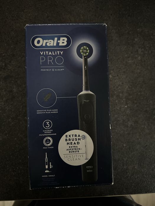 Periuţă de dinţi electrică Oral‑B Vitality Pro