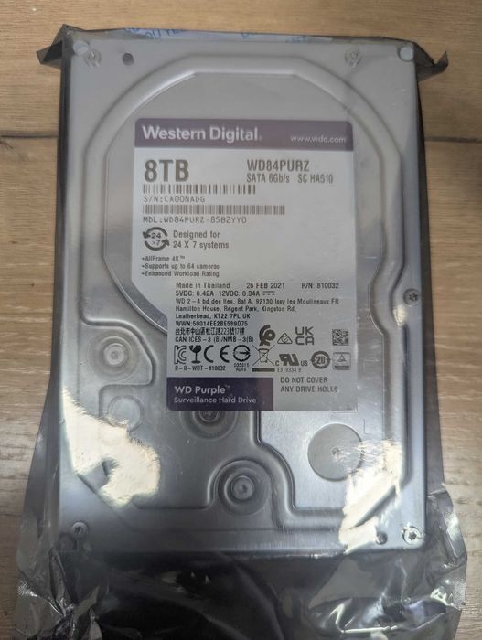 Жесткий диск HDD 8000 Gb Western Digital (WD84PURZ)