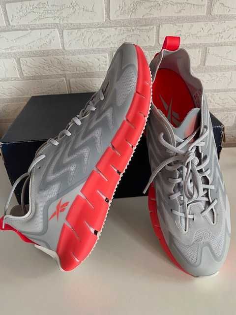 Нови маратонки REEBOK номер 44