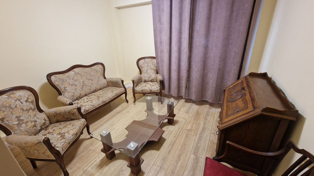 Apartament 4 camere de inchiriat