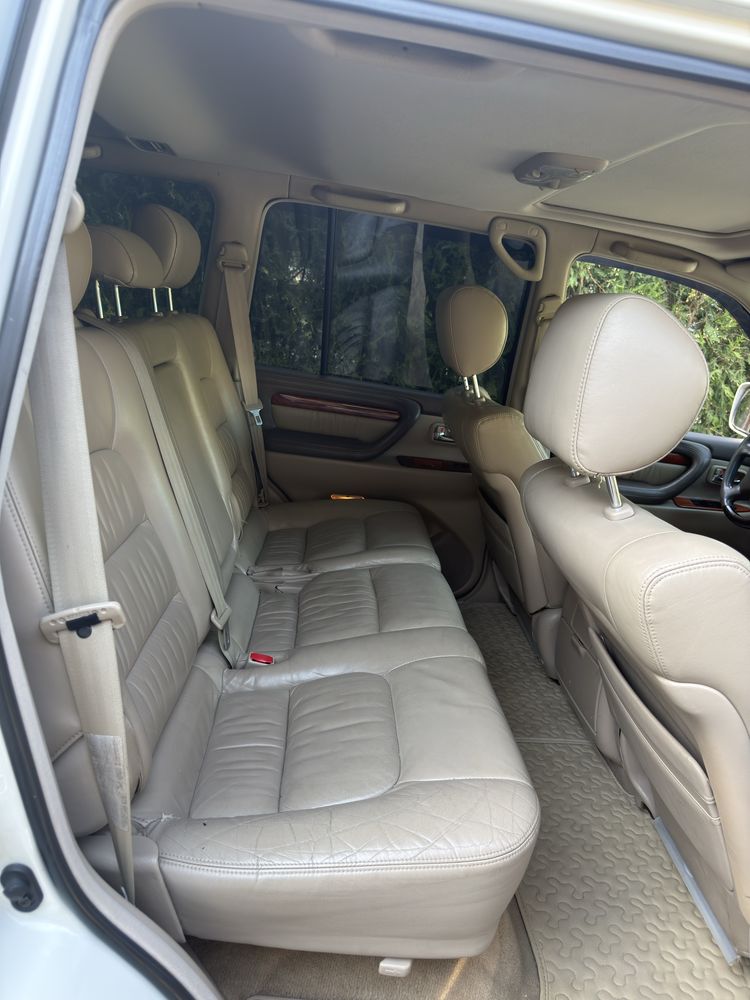 Продается Toyota Land Cruiser 100 переделен на Lexus 470LX цвет Жемчуг