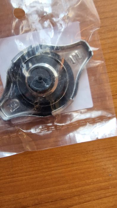 Капачка за радиатор Honda 1.1 bar