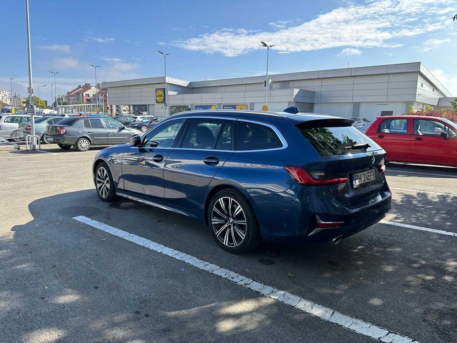 BMW Seria 3 320D xDrive TOURING Luxury Line