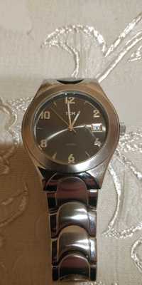 Метален часовник TCM