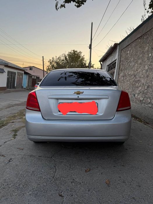 2012 yil yurgan propek. oladigan moshinada udar