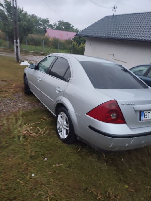 Ford Mondeo mk4 fara pic de rugina