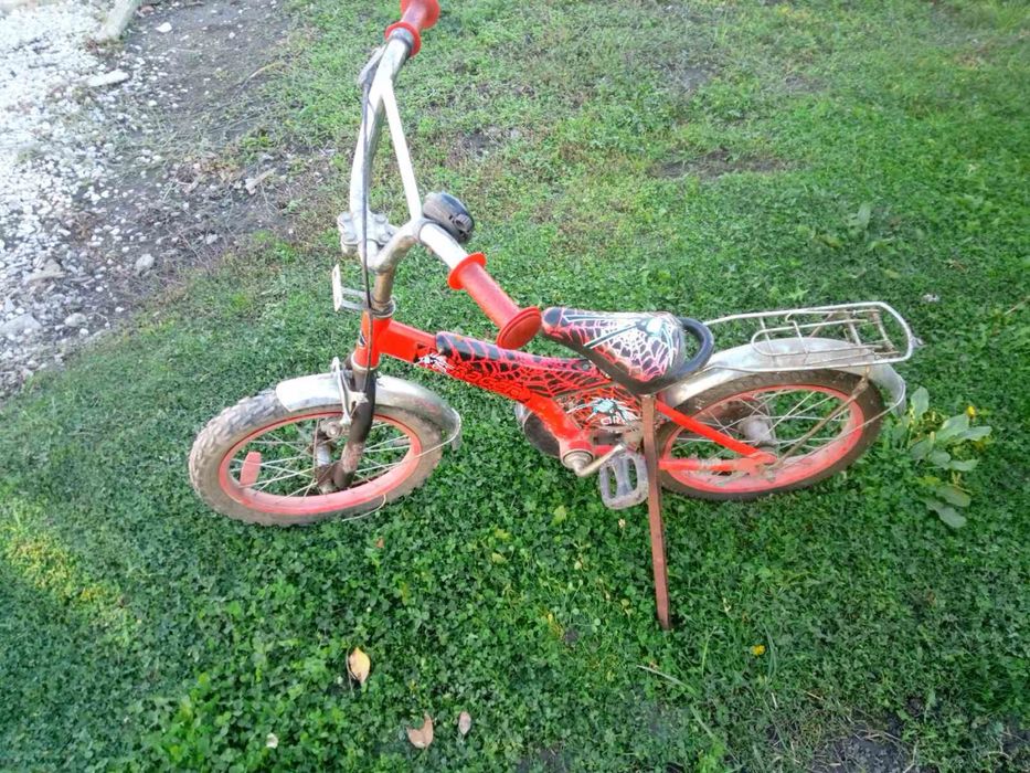 Колело за момче.