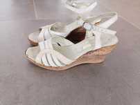 Sandale din piele nr 37